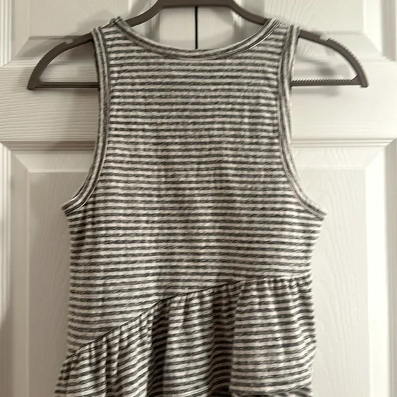 Abercrombie & Fitch Flowy Tank Top Size Small Gray & White - Picture 6 of 8